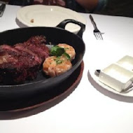 MeatGQ Steak
