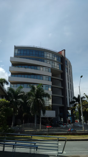 Bancolombia 100