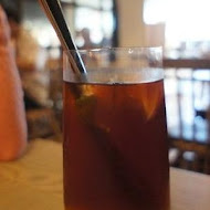 Uzna Omom 杏桃鬆餅屋(中壢大江店)