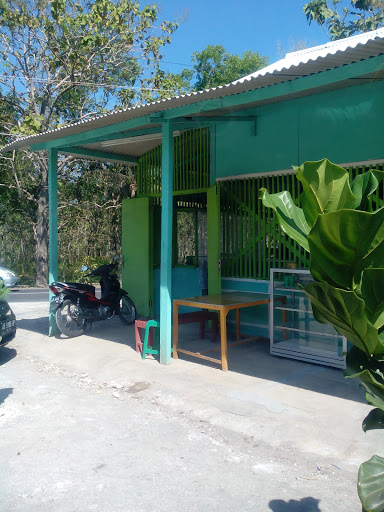 Rumah Makan Watu Bolong