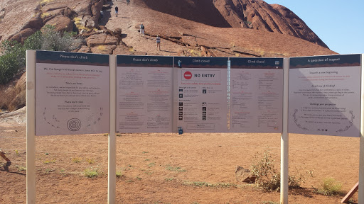 Uluru Plaques