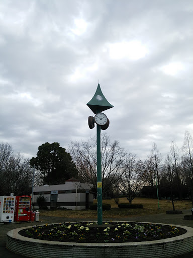 八王子公園の時計塔