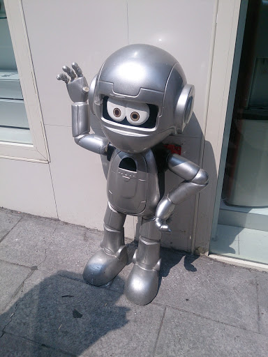 Little Silver Robot