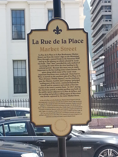 La Rue de la Place - Market Street