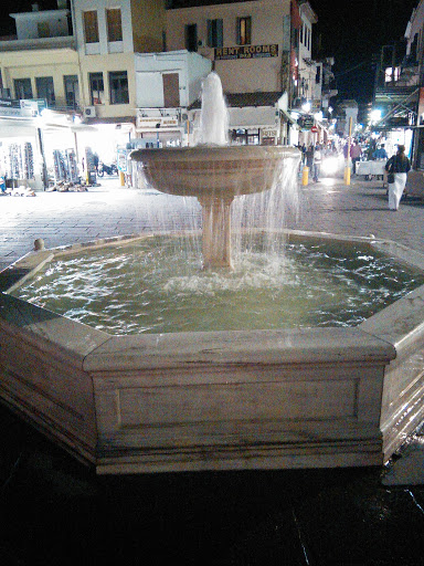 Fountain Of El.Venizelos Square