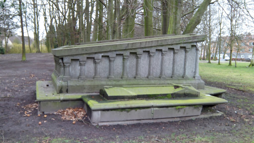 Old Grave Hemiksem