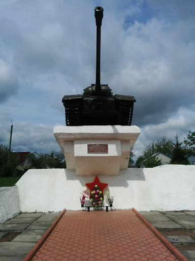 Памятник воинам стрелковых дивизий 63 армии