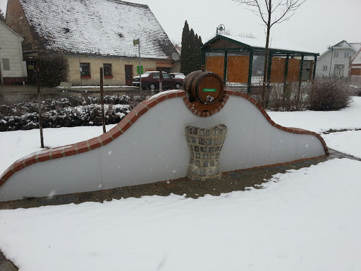 Enzersdorf bei Staatz - Trinkbrunnen