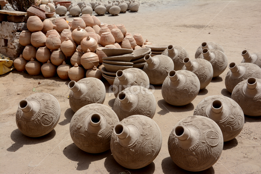 Potter      The craftsman by Rakesh Sharma - Artistic Objects Cups, Plates & Utensils