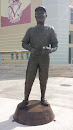 Estatua Carlos Bernier