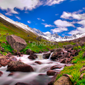 Kavrun  by Çınar Yüksel - Landscapes Mountains & Hills