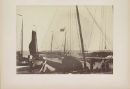 Zeilschepen in de haven van Marken