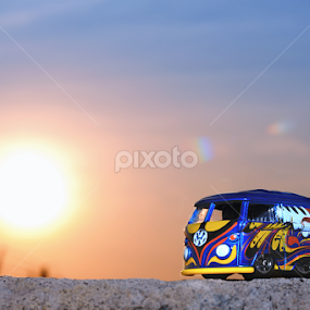 waiting for sunrise  by Ahmad khoirul Hakim - Artistic Objects Toys