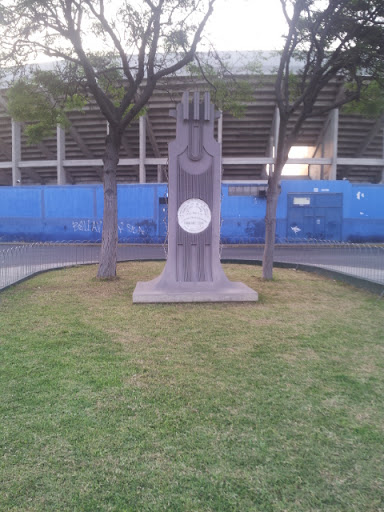 Monumento De Agradecimiento A La MPT