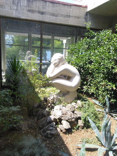Berulia Sculpture