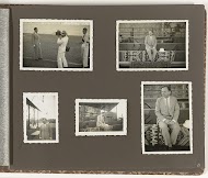 De heer Hart poserend voor fotografen