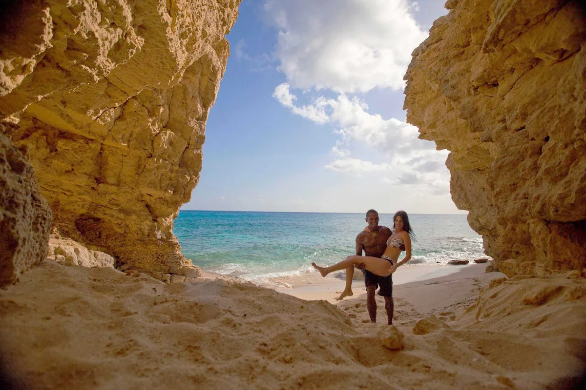 couple-near-cupecoy-cove-St-Maarten - A couple near Cupecoy Beach in St. Maarten.