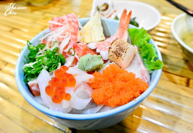 *東峰屋*表現OK的生魚片丼飯