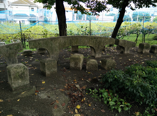 Portal - 奚疑公園の石橋