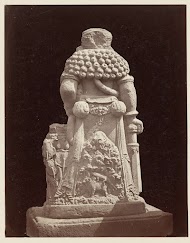 Candi Panataran (Temple complex), Main Temple; rear of the same dvarapala, decorated with a scene from the Tantri fable 'Crocodile and Bull', Panataran, Blitar district, East Java province 1323-1347, Indonesia