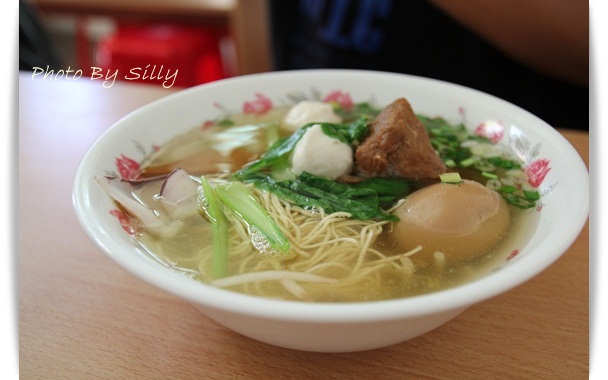 七美-跟著指標走就對了~潮州大骨麵*