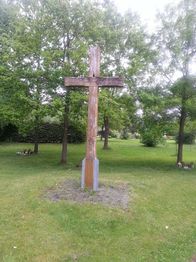 Kreuz Am Friedhof