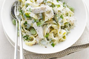Chicken & broad bean tagliatelle