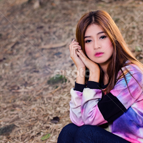 by Chundi Lawin - People Portraits of Women