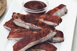 Memphis Ribs with Coleslaw