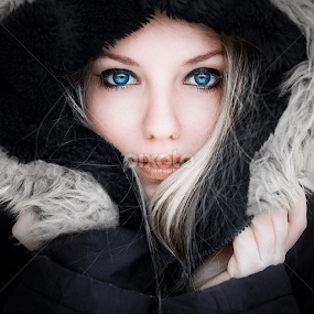 Winter soul by Ivan Mankevich - People Portraits of Women