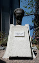Monumento de Cesar Vallejo