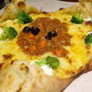 Pizza Factory 披薩工廠