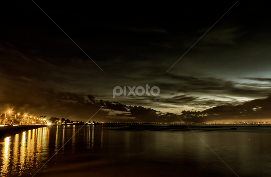 Dusk by António Lopes - Landscapes Cloud Formations