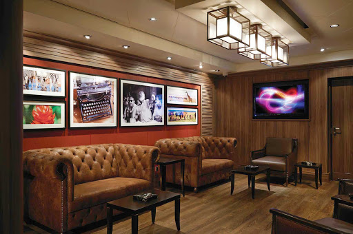 Cigar lovers can hang out and have a drink in the Humidor Cigar Lounge on deck 8 of Norwegian Getaway.