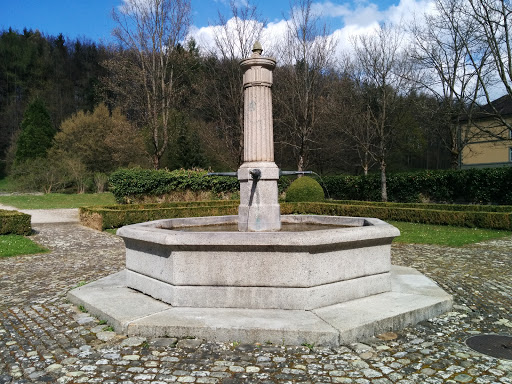 Innenhofbrunnen