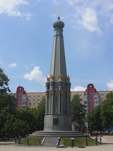 Памятник 1812