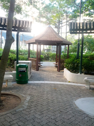 Pavilion at Pik Wan