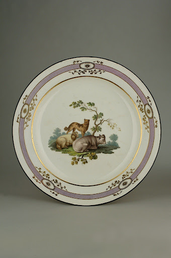 Dinner service with animals and lilac band