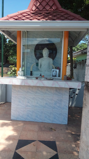 Dewalamulla Buddha Statue