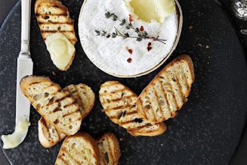 Baked camembert