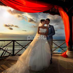 love by Daril Sugito - Wedding Bride & Groom