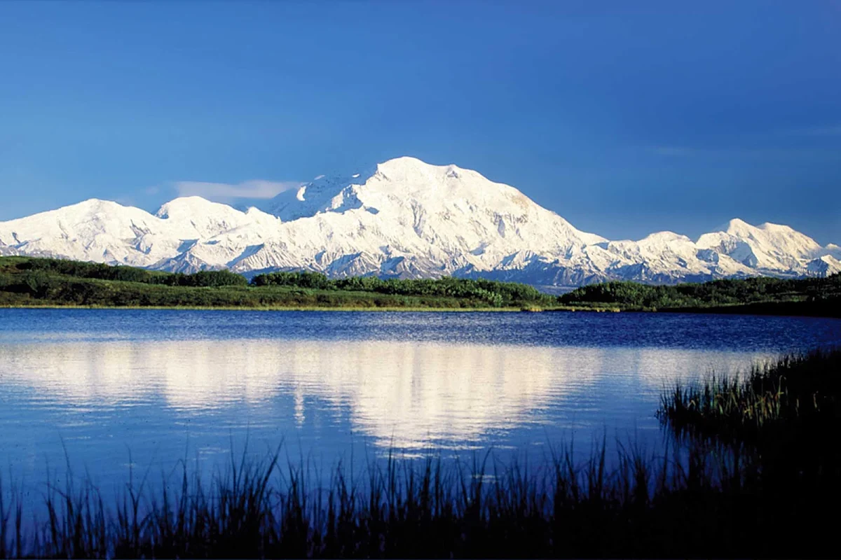 mountain-Denali - Excursions to Denali National Park offer the opportunity to see the beautiful mountains of Alaska.