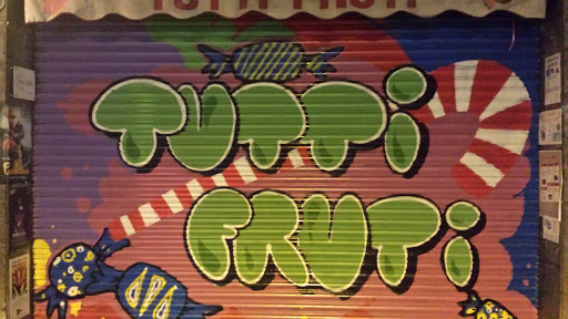 Graffiti Tutti Fruti