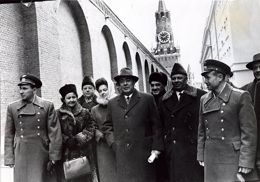 レオニード・ブレジネフ — Google Arts & Culture