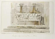 Oude sarcofaag als fontein in Messina