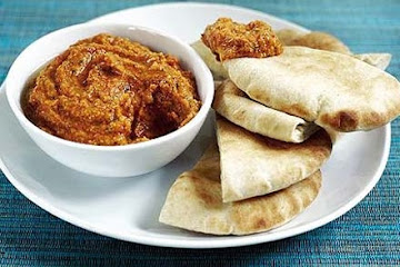 Chickpea & red pepper dip