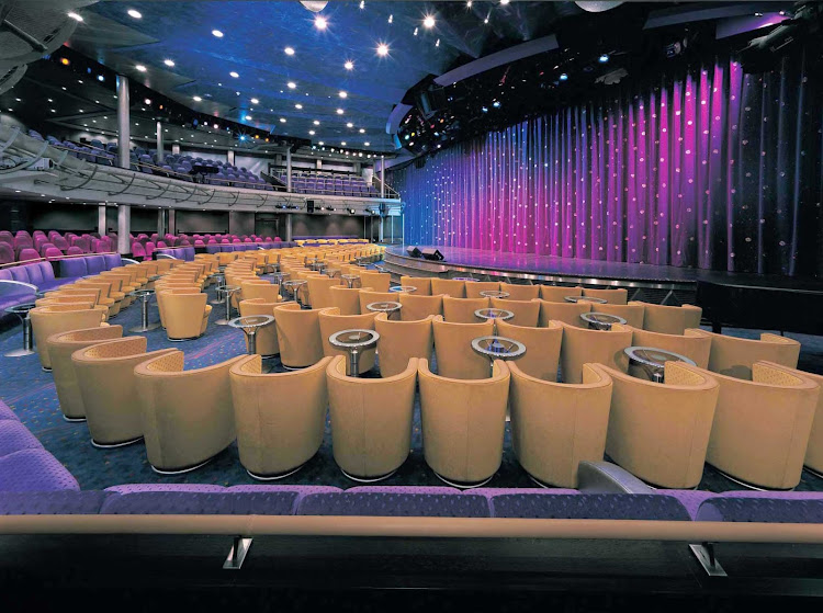 There's not a bad seat in the house at the Stardust Lounge, a venue for Broadway-style entertainment on deck 6 of Norwegian Sun.