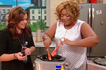 Sunny Anderson’s Creamy PB&amp;J Dip