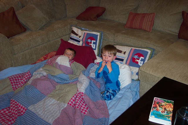 [First Sleep Over With Dylan 8-07 (3)[2].jpg]