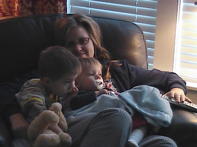 [July 2007 Snuggles (2)[2].jpg]